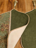 عسلی ساتن سیلک مدل وینتیج سبز